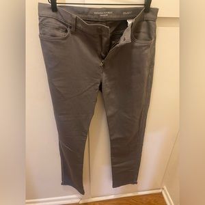 Banana Republic Men's Traveler Jeans Slim Fit